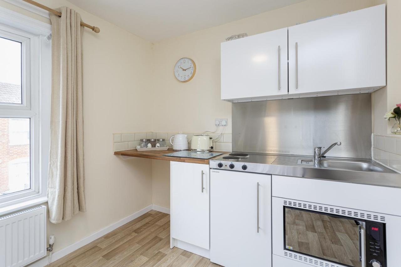 Blackberry - Stylish Self-Contained Flats In Soton City Centre Southampton Ngoại thất bức ảnh